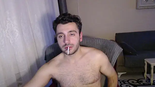 Snapshot of handsomeee04 chatting on December 5, 2025, 12:10 am handsomeee04 online show from December 5, 2025, 12:10 am