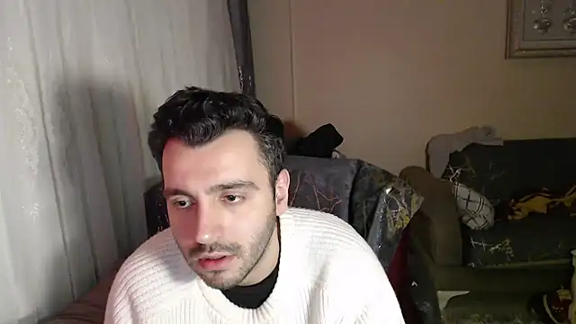 Snapshot of handsomeee04 chatting on February 3, 2026, 2:53 am handsomeee04 online show from February 3, 2026, 2:53 am