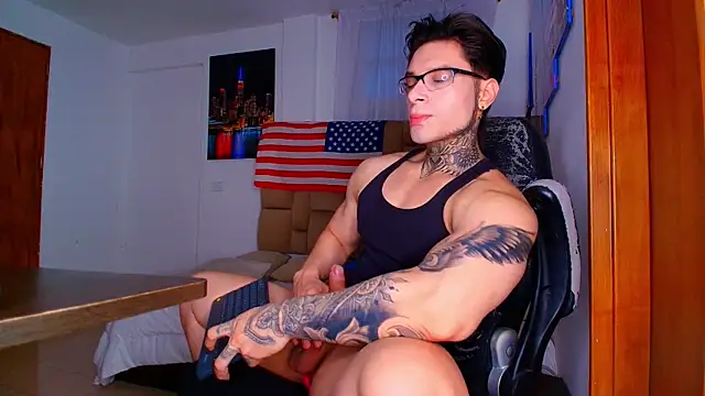 DennisWalkerr online show from April 2, 2026, 11:11 pm