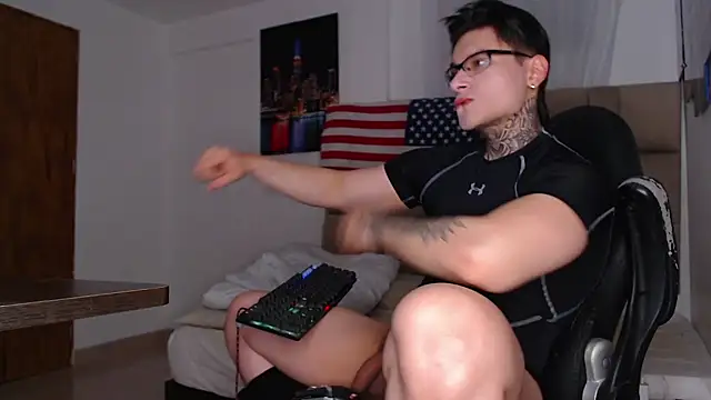 DennisWalkerr online show from March 17, 2025, 11:35 pm