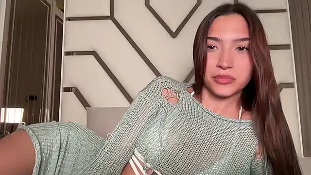 MilenaMilven online show from October 24, 2025, 7:35 pm