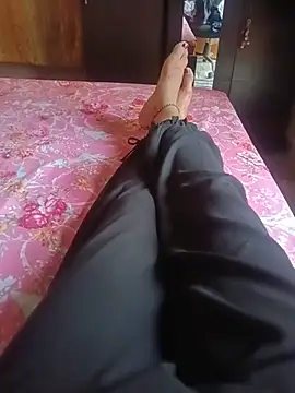 Soniya 444 online show from June 15, 2026, 1:33 pm