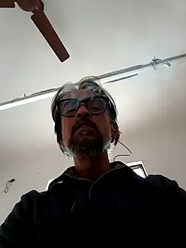 KumarSilencesex21 online show from December 17, 2025, 9:14 am