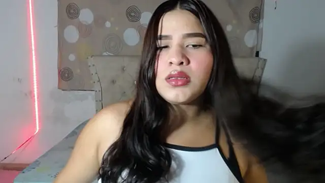 mia18 queen online show from January 16, 2026, 3:54 am