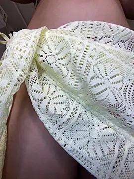 ahista online show from April 15, 2026, 5:06 pm