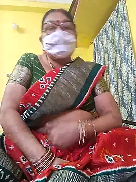 Snapshot of sivani_asha chatting on January 16, 2026, 7:34 am sivani asha online show from January 16, 2026, 7:34 am