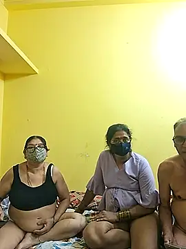 Snapshot of sivani_asha chatting on March 1, 2026, 7:08 am sivani asha online show from March 1, 2026, 7:08 am