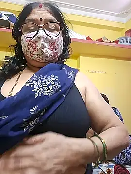 Snapshot of sivani_asha chatting on December 23, 2025, 6:23 am sivani asha online show from December 23, 2025, 6:23 am