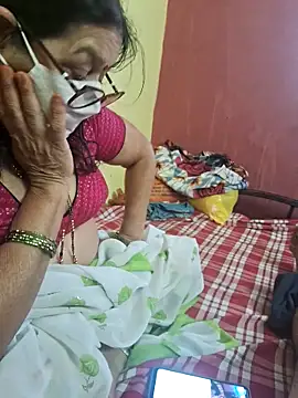 Snapshot of sivani_asha chatting on January 6, 2026, 7:23 am sivani asha online show from January 6, 2026, 7:23 am