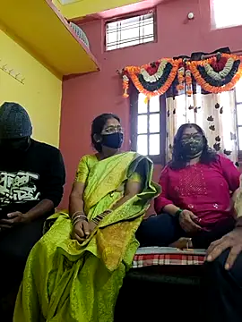 Snapshot of sivani_asha chatting on November 16, 2025, 6:07 am sivani asha online show from November 16, 2025, 6:07 am