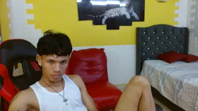 andy dan18 online show from November 12, 2025, 2:21 pm