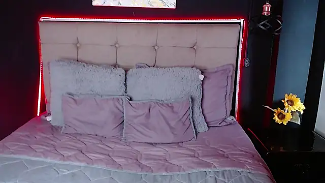 Snapshot of nikkystorm1_ chatting on March 6, 2025, 3:02 pm nikkystorm1 online show from March 6, 2025, 3:02 pm