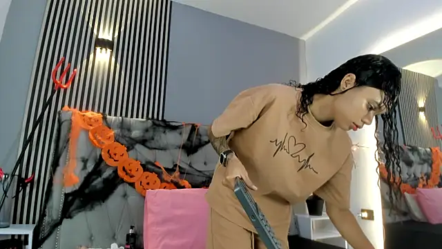 GysellHanson online show from October 31, 2025, 11:29 am