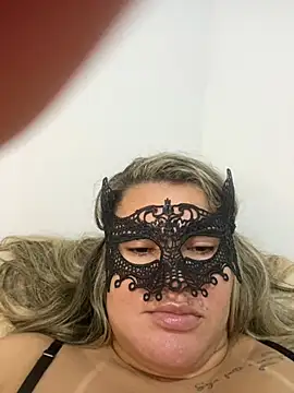 Casadadelicia26 online show from February 20, 2026, 6:19 am