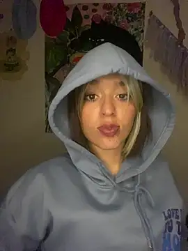 Snapshot of BlueStoneX chatting on July 11, 2026, 8:47 am BlueStoneX online show from July 11, 2026, 8:47 am