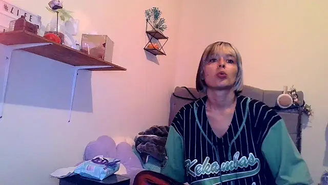 BlueStoneX online show from April 6, 2026, 7:53 am