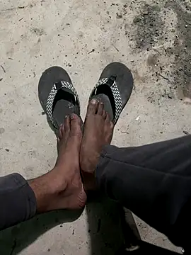 Cocaineandweed45 online show from November 10, 2025, 4:56 pm