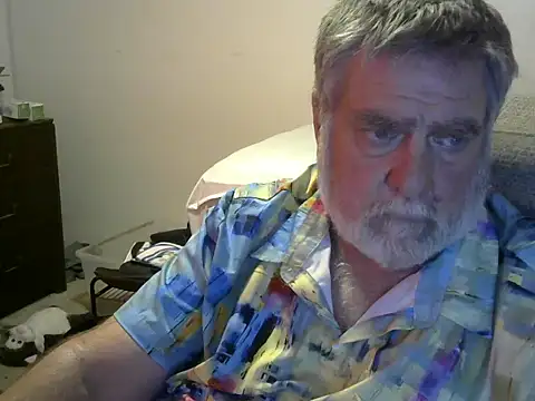 Snapshot of viejo_oso chatting on September 20, 2025, 2:27 am viejo oso online show from September 20, 2025, 2:27 am