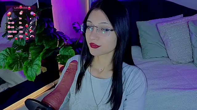 Abbydreams  online show from May 14, 2026, 7:44 pm