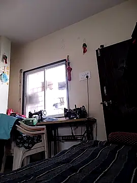 hot punekar online show from January 11, 2026, 5:36 am