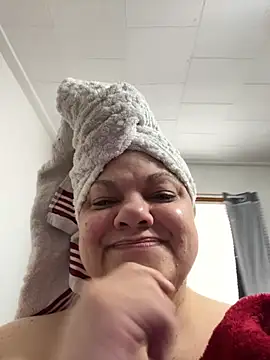 Luciouslouise72xh online show from October 11, 2025, 4:41 pm