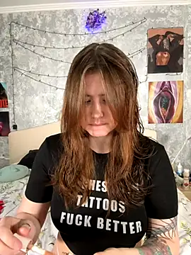 Snapshot of Sabrina_shells chatting on November 16, 2025, 1:16 pm Sabrina shells online show from November 16, 2025, 1:16 pm