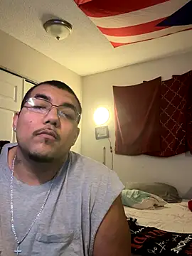 cloudy couple444 online show from September 22, 2025, 3:56 am