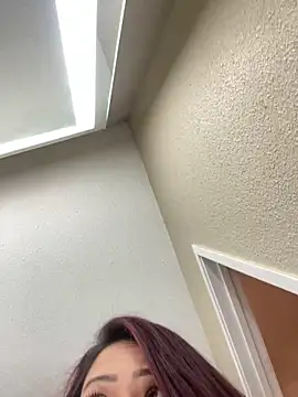 Snapshot of Dnasty408 chatting on November 11, 2025, 3:12 am Dnasty408 online show from November 11, 2025, 3:12 am