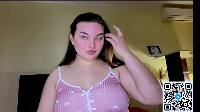 Snapshot of Dreamyblushfairy chatting on March 28, 2026, 6:09 pm Dreamyblushfairy online show from March 28, 2026, 6:09 pm