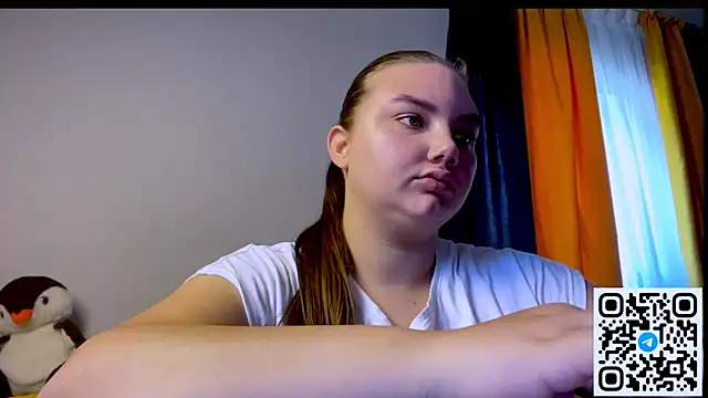 Snapshot of Dreamyblushfairy chatting on July 16, 2026, 8:11 am Dreamyblushfairy online show from July 16, 2026, 8:11 am