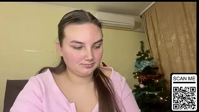 Snapshot of Dreamyblushfairy chatting on November 27, 2025, 5:13 pm Dreamyblushfairy online show from November 27, 2025, 5:13 pm