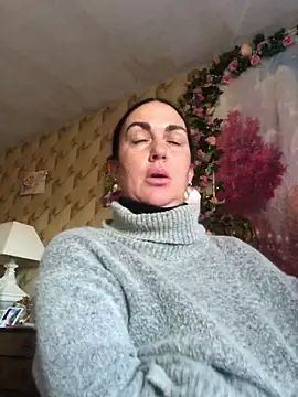 BELLAMORGANE1 online show from November 3, 2025, 12:31 pm