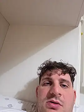 Snapshot of michemichemiche8 chatting on March 2, 2026, 9:33 pm michemichemiche8 online show from March 2, 2026, 9:33 pm