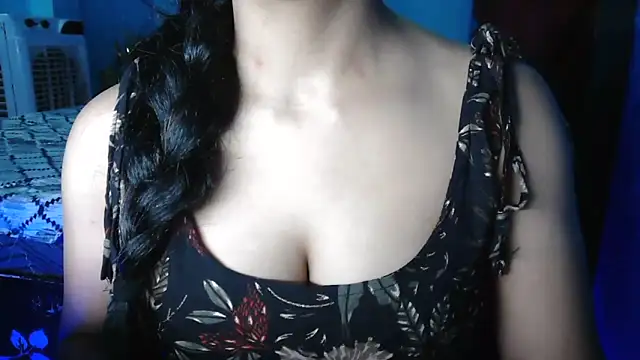 Snapshot of Somiya87 chatting on April 29, 2026, 7:53 pm Somiya87 online show from April 29, 2026, 7:53 pm