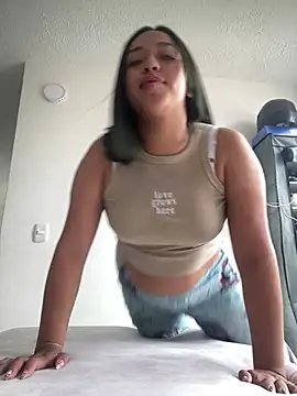 Snapshot of IsabellRodriguez18 chatting on July 9, 2026, 4:50 pm IsabellRodriguez18 online show from July 9, 2026, 4:50 pm