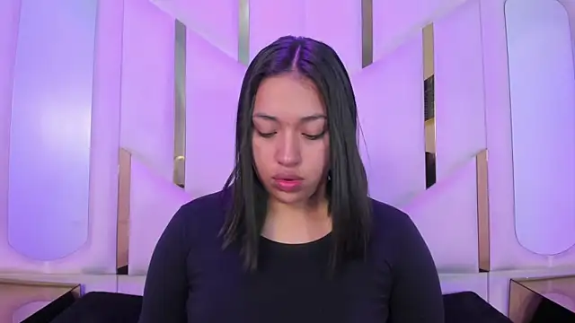 IsabellRodriguez18 online show from April 11, 2026, 4:09 am