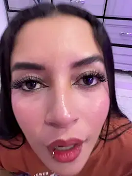Snapshot of MikeAndJessy chatting on September 21, 2025, 2:49 am MikeAndJessy online show from September 21, 2025, 2:49 am