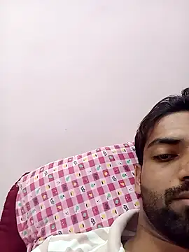 Snapshot of playboyz77 chatting on January 6, 2025, 7:52 am playboyz77 online show from January 6, 2025, 7:52 am