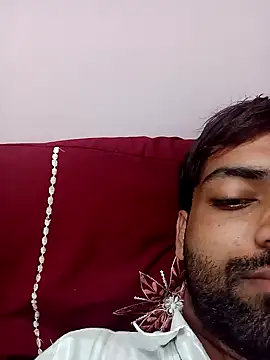 Snapshot of playboyz77 chatting on January 8, 2025, 2:57 am playboyz77 online show from January 8, 2025, 2:57 am