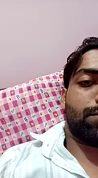 Snapshot of playboyz77 chatting on January 7, 2025, 6:48 am playboyz77 online show from January 7, 2025, 6:48 am