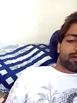 Snapshot of playboyz77 chatting on March 6, 2025, 6:19 am playboyz77 online show from March 6, 2025, 6:19 am