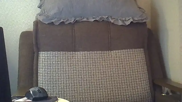 EllaJohnsonX online show from February 1, 2026, 7:45 pm