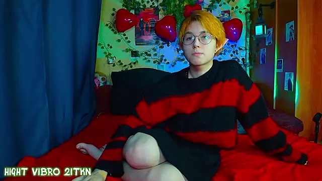 TrickyKitsune online show from February 26, 2026, 3:34 pm