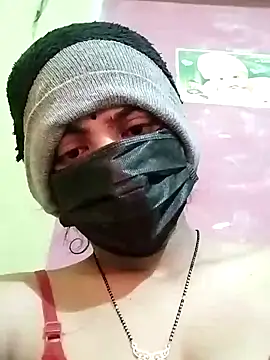 Snapshot of Coupleshow47 chatting on January 22, 2025, 10:05 pm Coupleshow47 online show from January 22, 2025, 10:05 pm