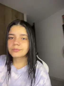 pretty angela1 online show from December 16, 2025, 1:54 am