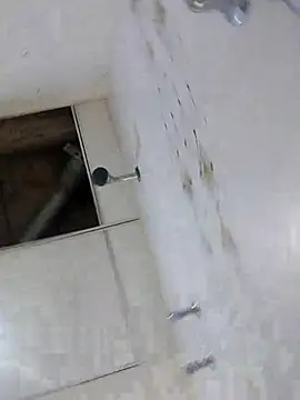 iamharryy online show from November 11, 2025, 11:16 am