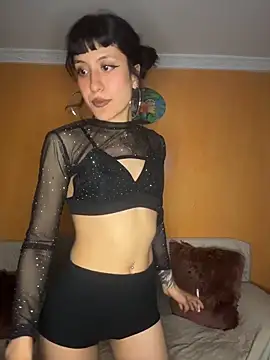 Snapshot of indira_k chatting on February 25, 2026, 12:44 am indira k online show from February 25, 2026, 12:44 am