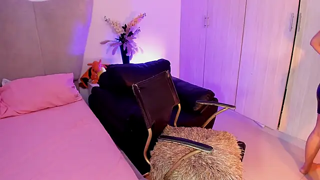 rachaeldeckard   online show from November 7, 2025, 3:00 am