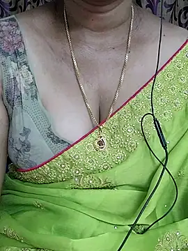 Snapshot of kavi-99 chatting on August 4, 2026, 9:52 pm kavi-99 online show from August 4, 2026, 9:52 pm