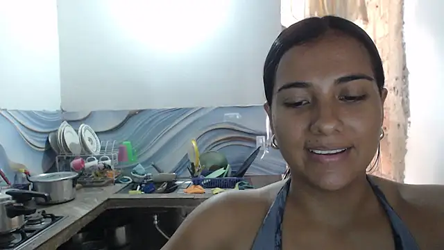 Snapshot of Coral0403 chatting on July 10, 2026, 6:41 pm Coral0403 online show from July 10, 2026, 6:41 pm